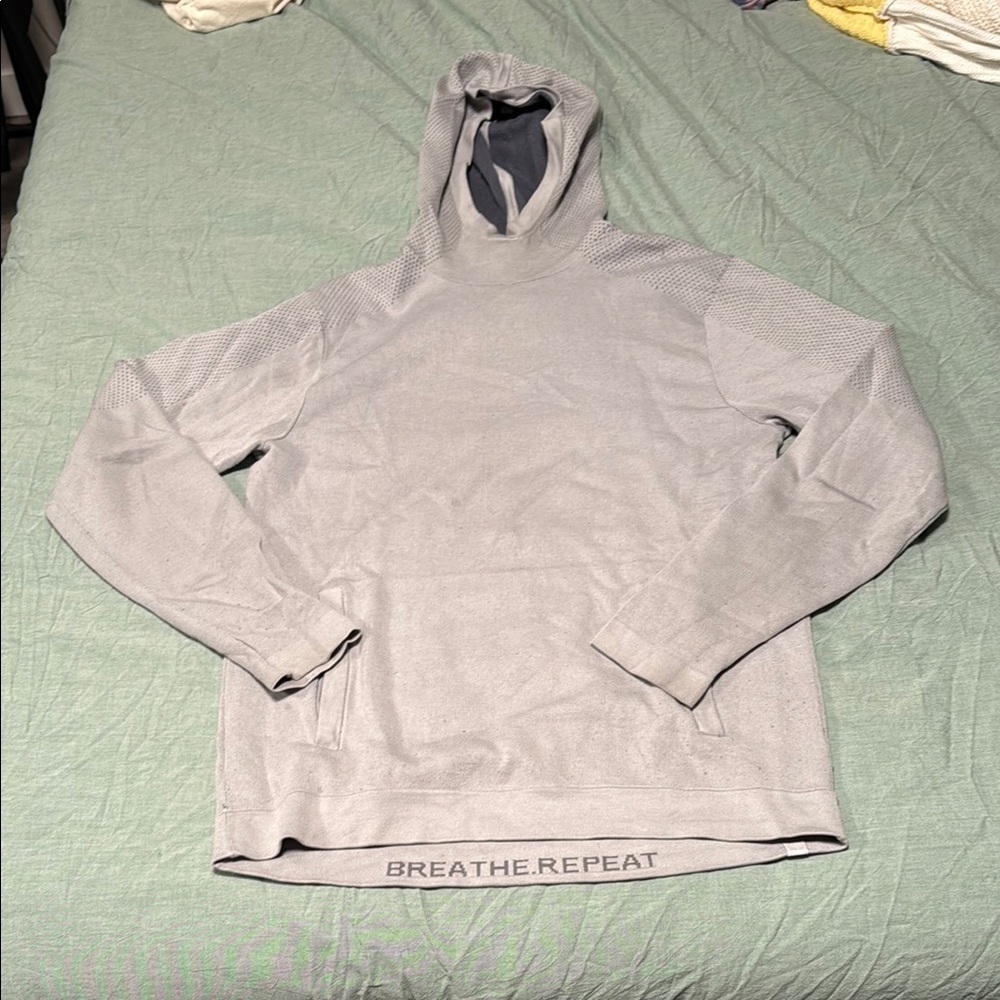 Lululemon Men’s Cascade Coast Sweatshirt Merino Wool Sweatshirt Size M